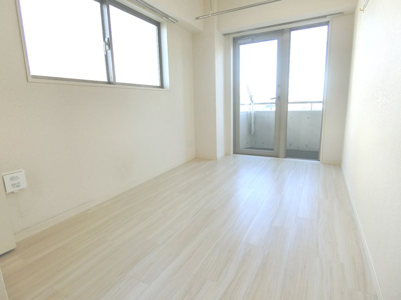 ルシエール旗の台    リビング