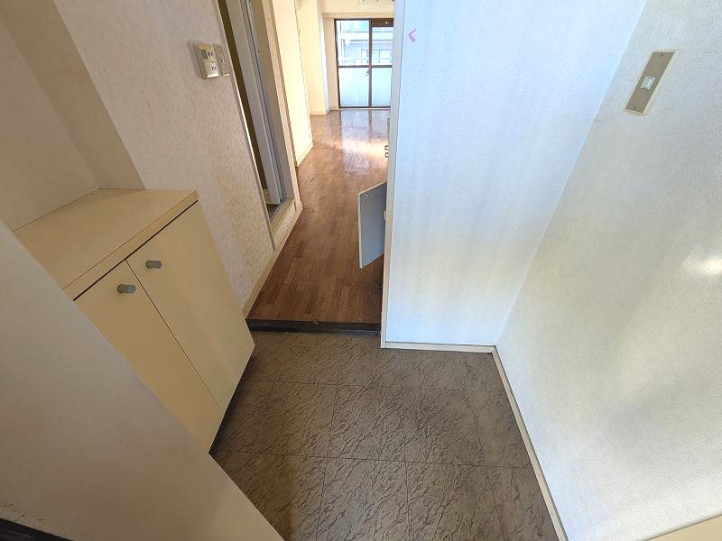 センチュリー東上野 玄関