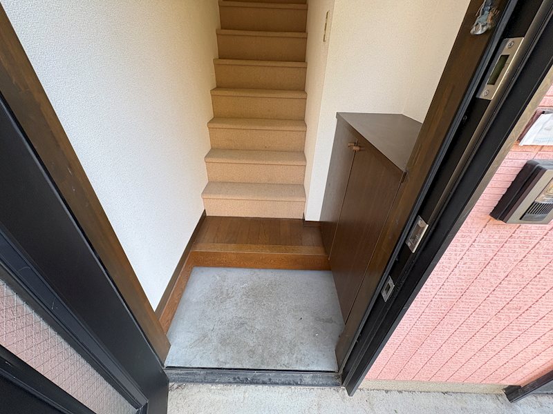 ルミエール金町 玄関