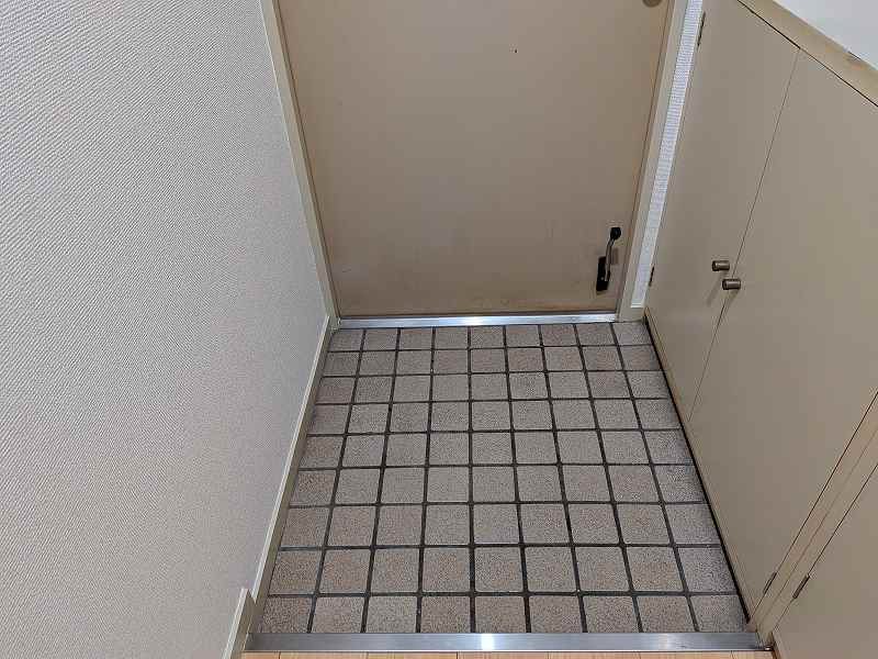 宝生ハイツ 玄関