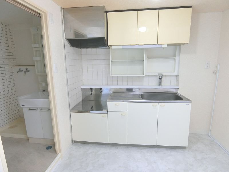 パール仲町マンション キッチン