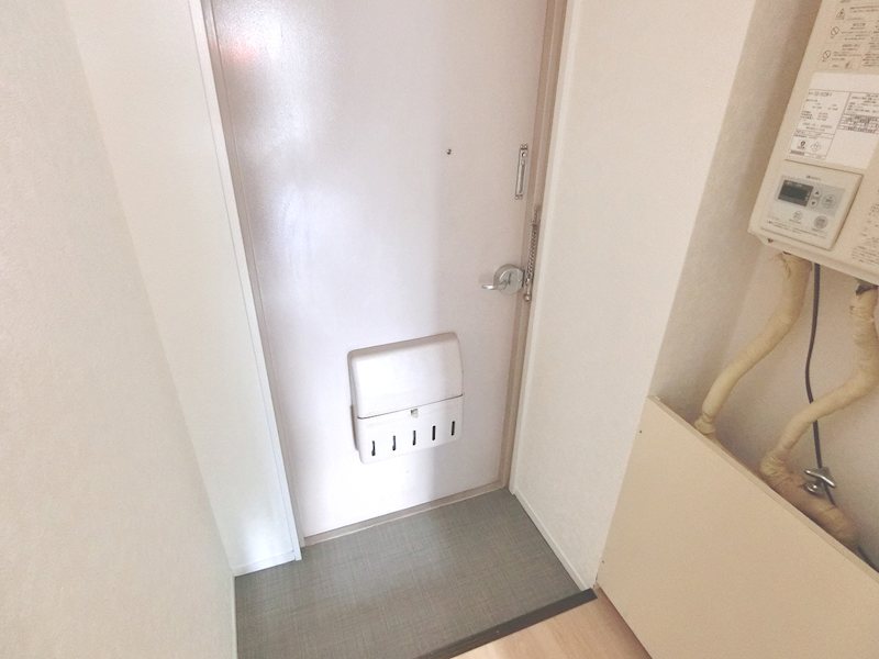 アテネハイム 玄関