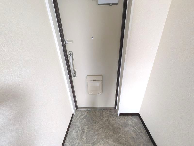 マンション第7松戸 玄関