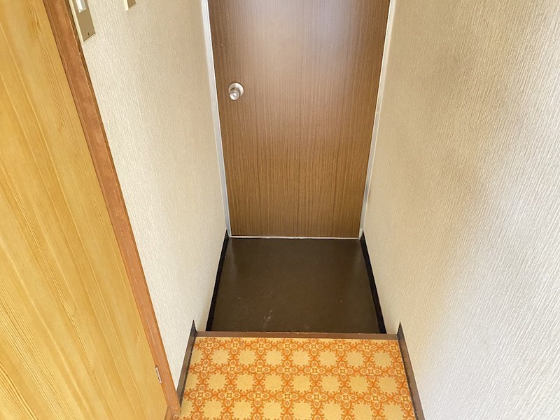 中央ハイツ 玄関