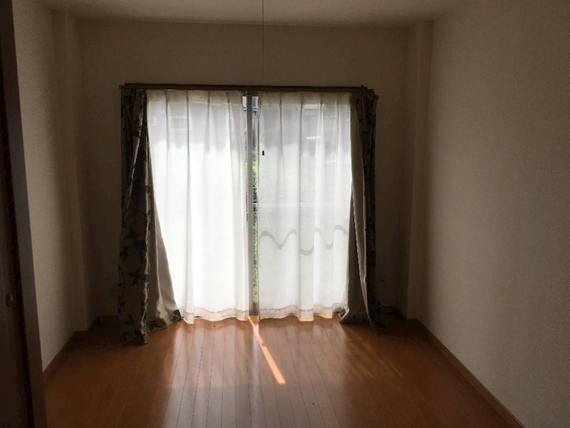 サクラハイツ ベッドルーム