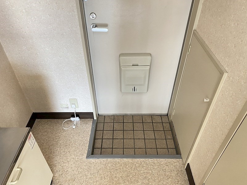 グリーンコートＣ 玄関