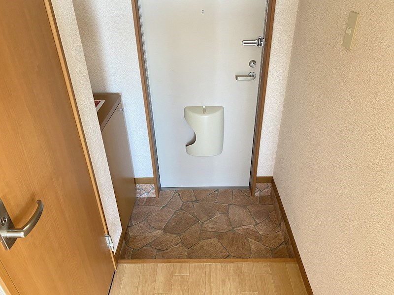 ハイツパティオ 玄関