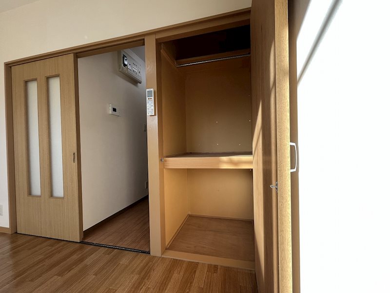 スイングハイツN-3 収納