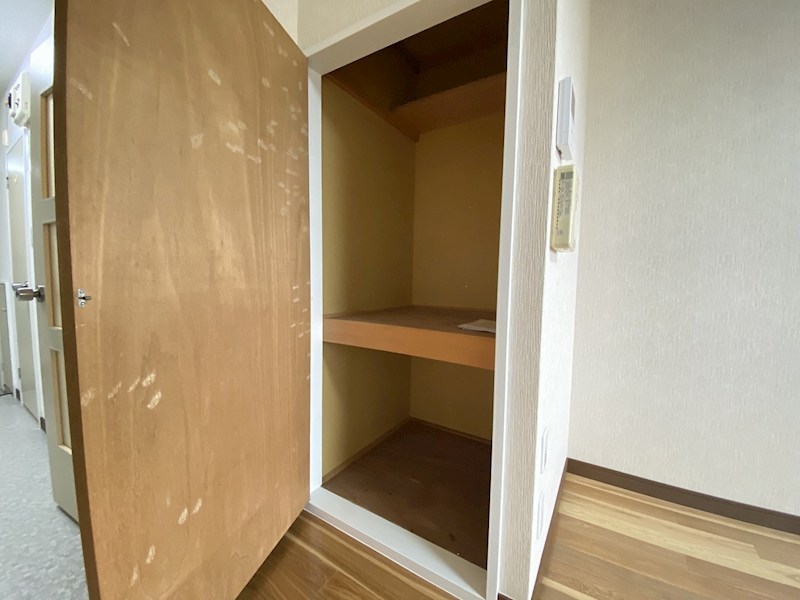 メゾンセシボン東部 収納