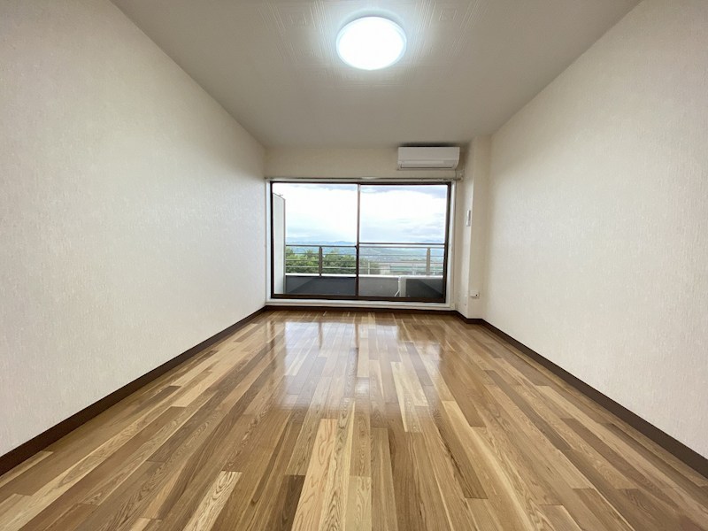 メゾンセシボン東部 リビング