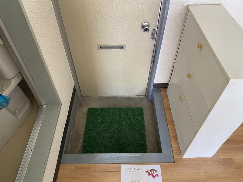サンライズコート 玄関