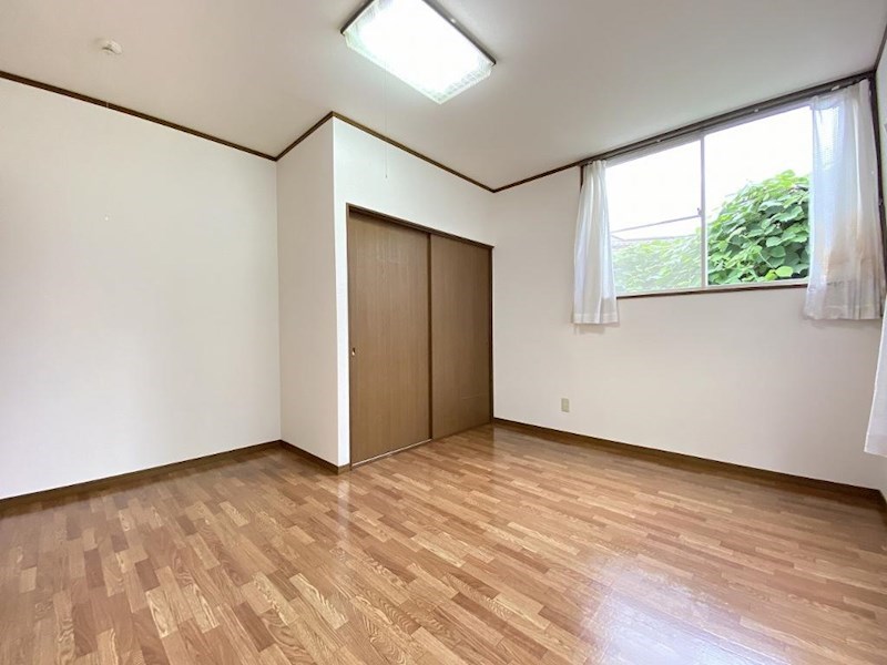 マンション PINE TREE ベッドルーム