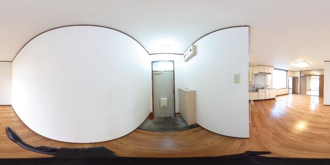 マンション PINE TREE 玄関
