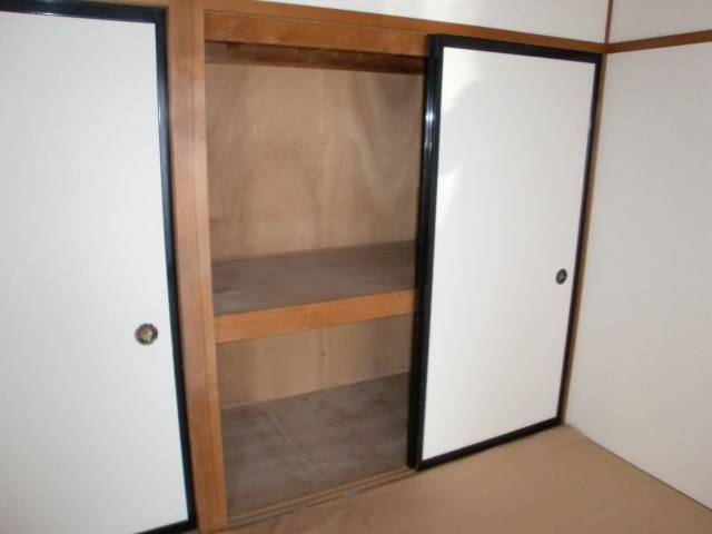 サンテラス東部 収納