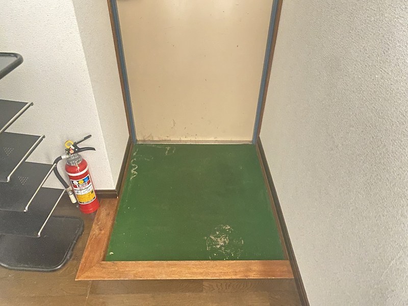 プシケ常田 玄関