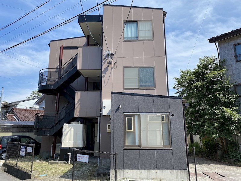 ルーミング白樺 外観