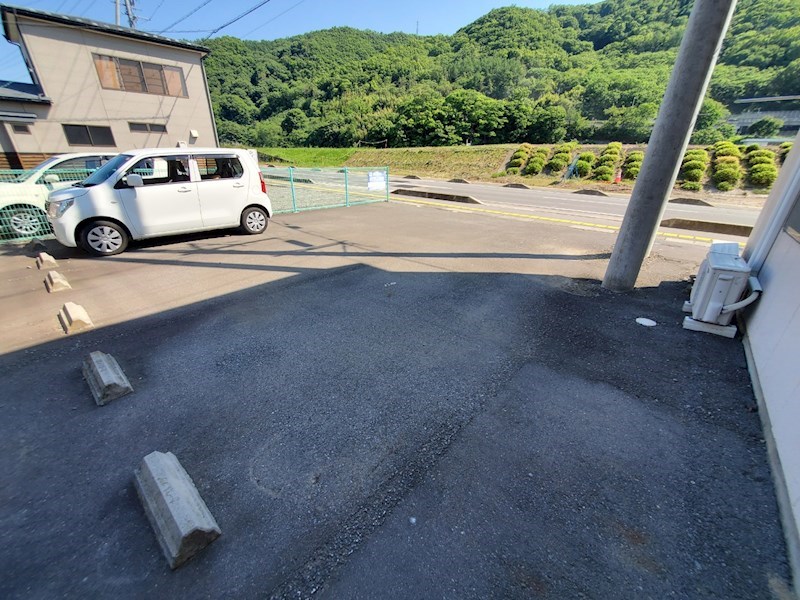 浅間ハイツ 駐車場