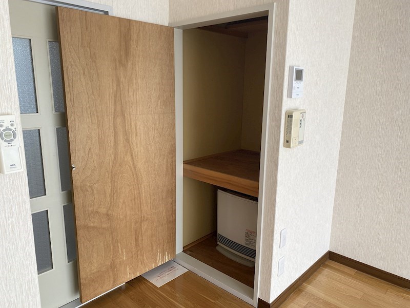 メゾンセシボン東部 収納