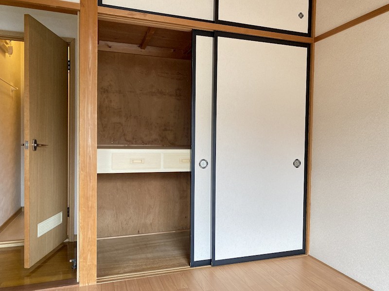 フラット材木町 収納
