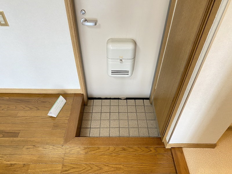 フラット材木町 玄関