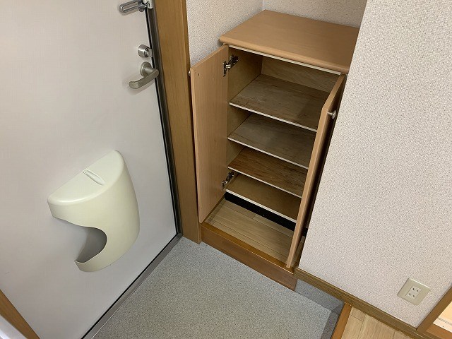 ソレイユケン 玄関