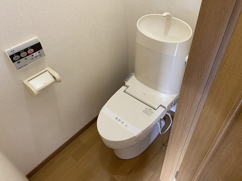 プレメゾン上野５ トイレ
