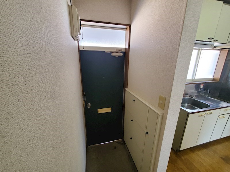 クレールあおば 玄関