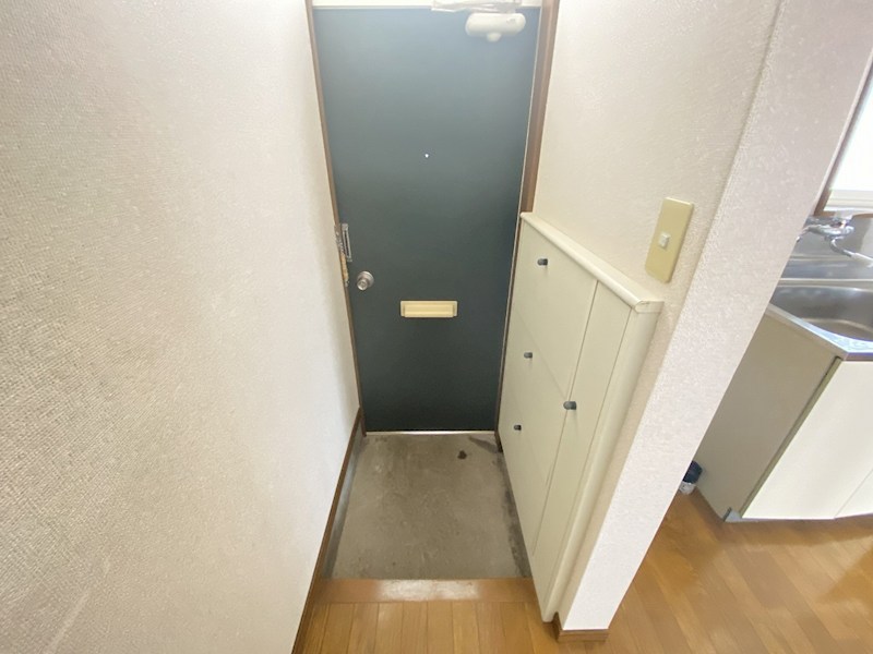クレールあおば 玄関