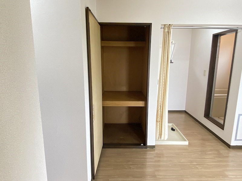 長野県東御市滋野乙 収納