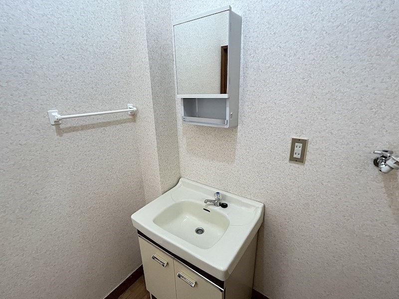 長野県上田市古里 洗面所
