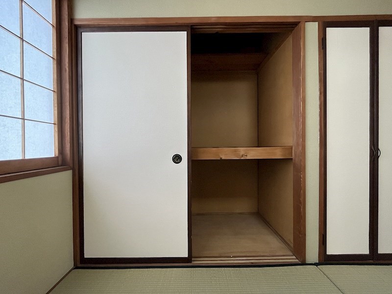 長野県上田市古里 収納
