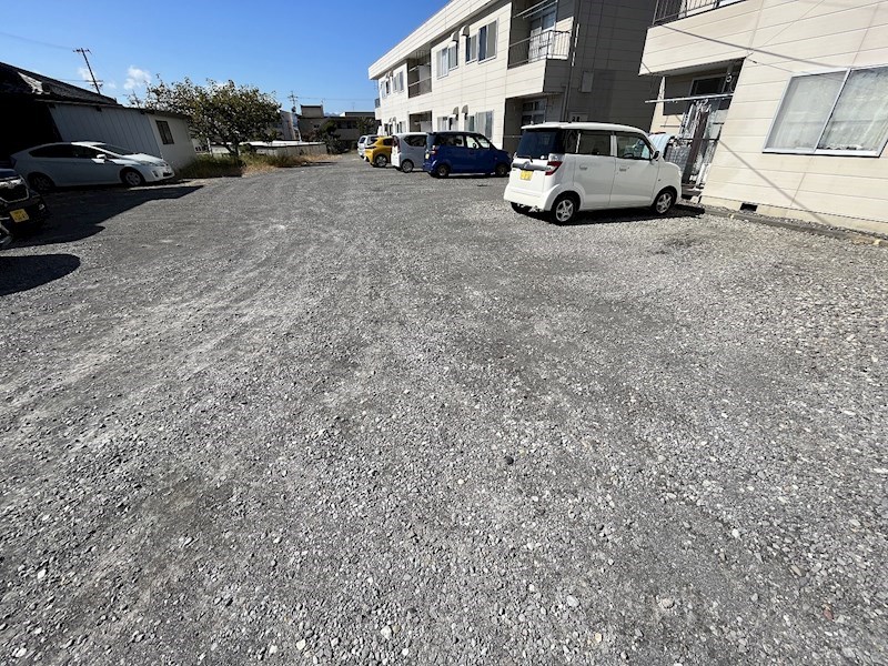 長野県上田市古里 駐車場