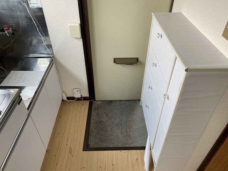 コーポ上原 玄関