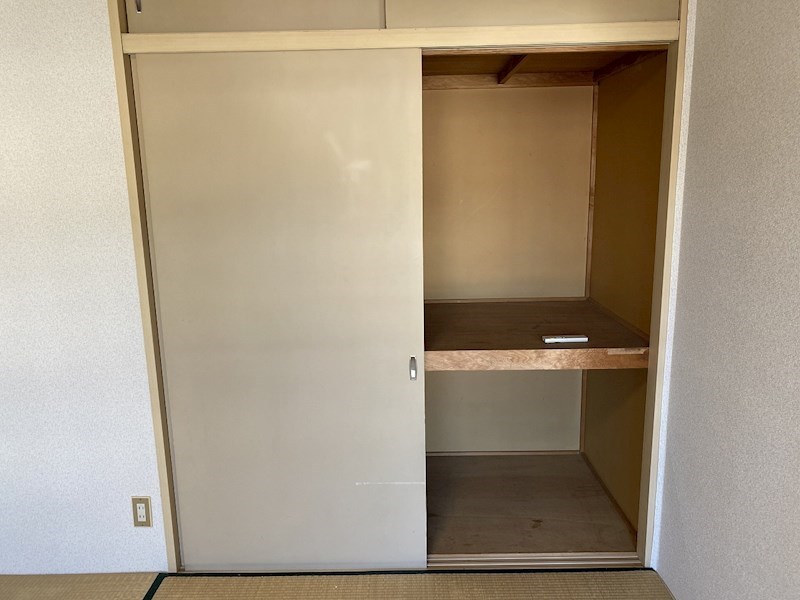 ハイツ曙 収納