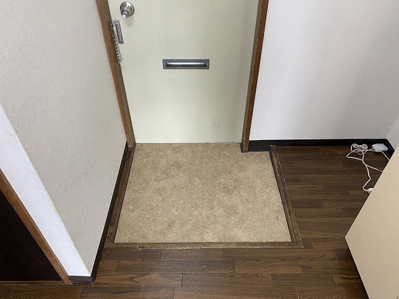 麻葉野ハイツ 玄関