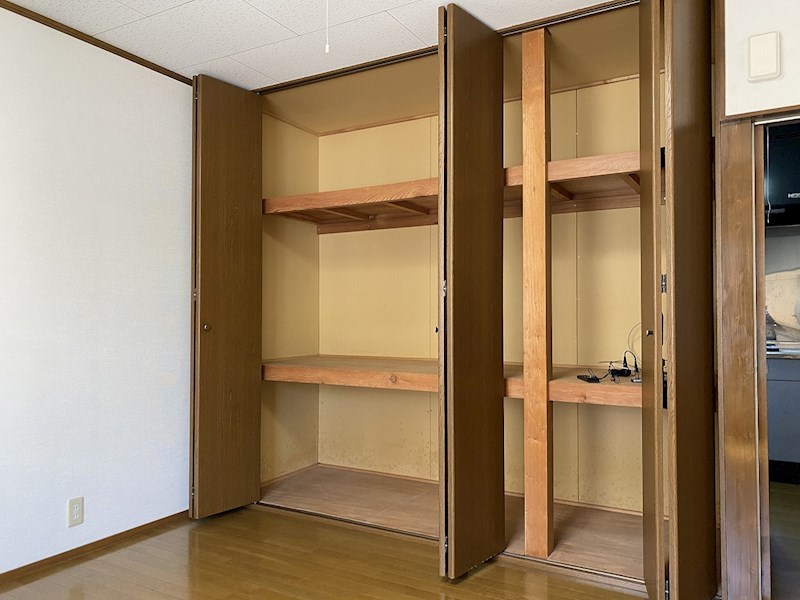 ハイツアシスト古安曽 収納