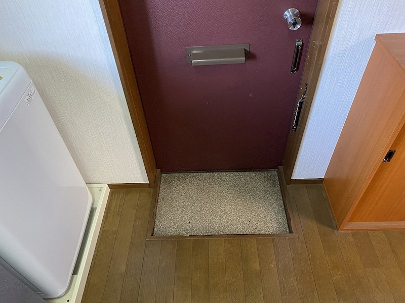 ハイツアシスト古安曽 玄関