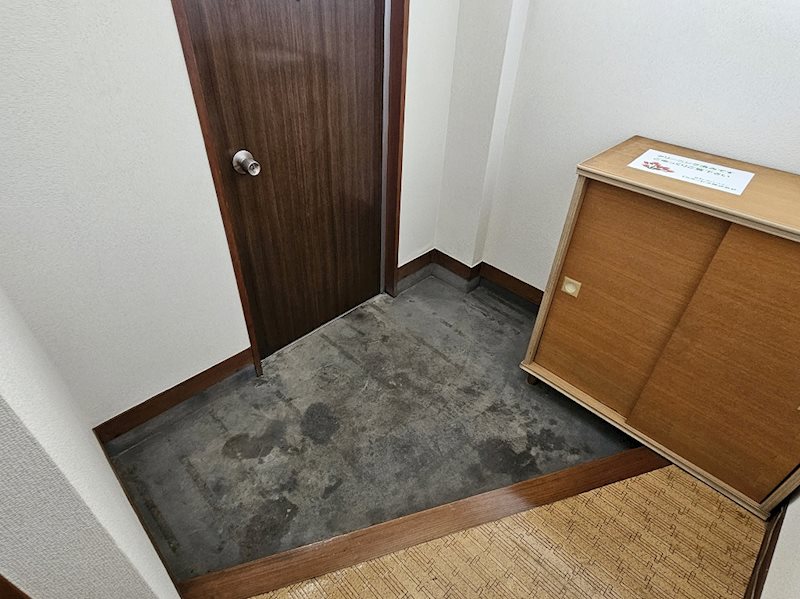 長野県上田市蒼久保 玄関