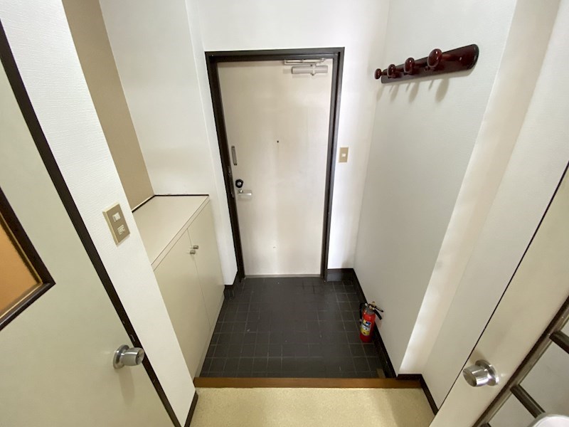 材木町スクエア 玄関