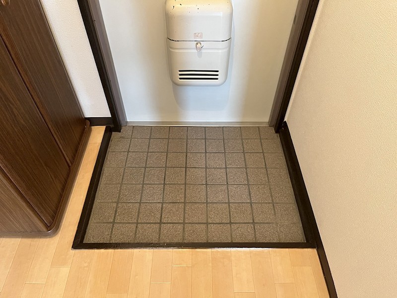 上田昭和ビルA 玄関