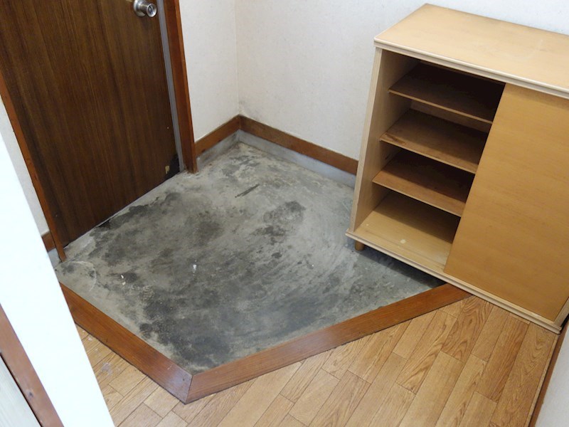 長野県上田市蒼久保 玄関