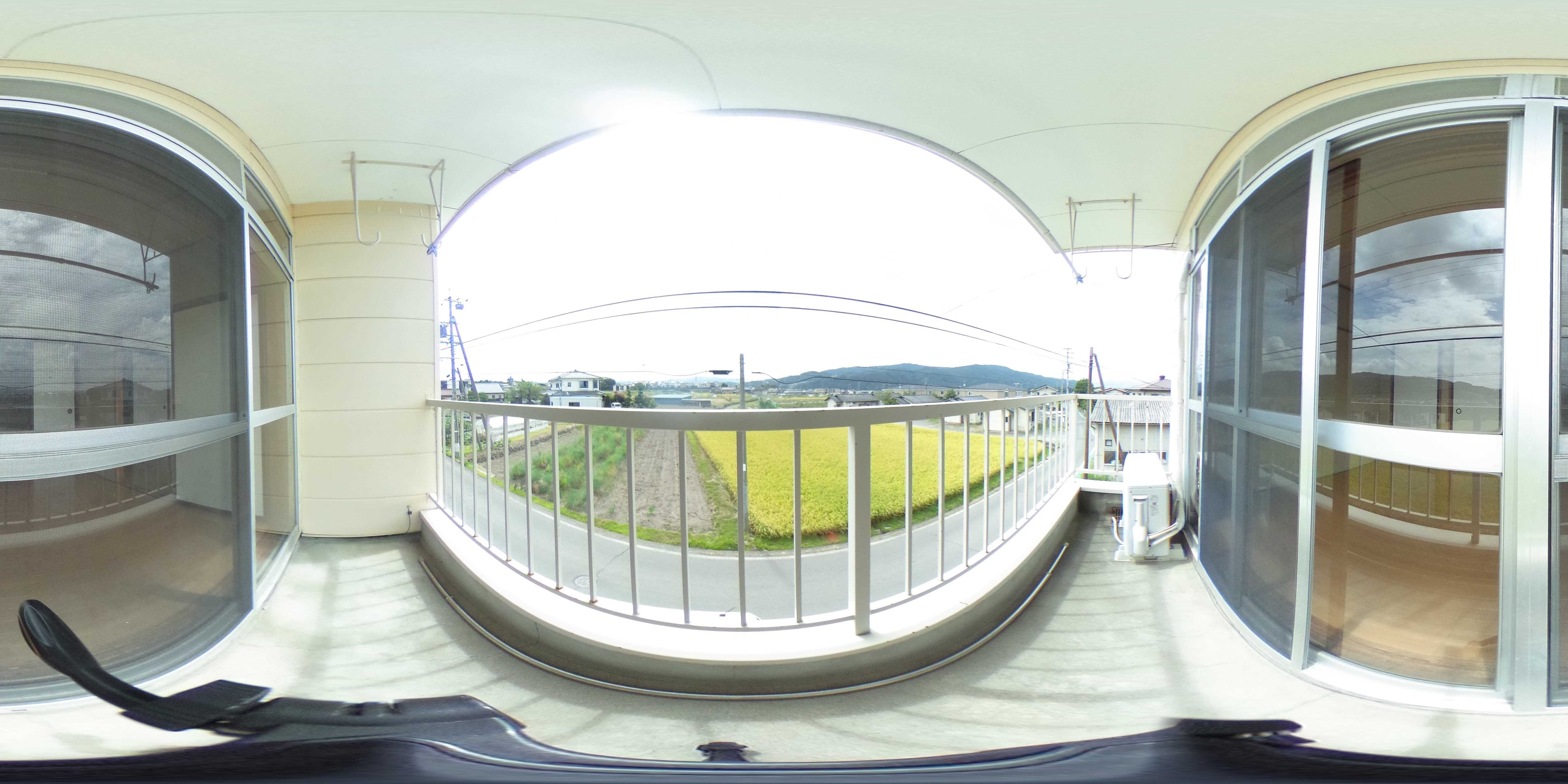 長野県上田市蒼久保 ベランダ