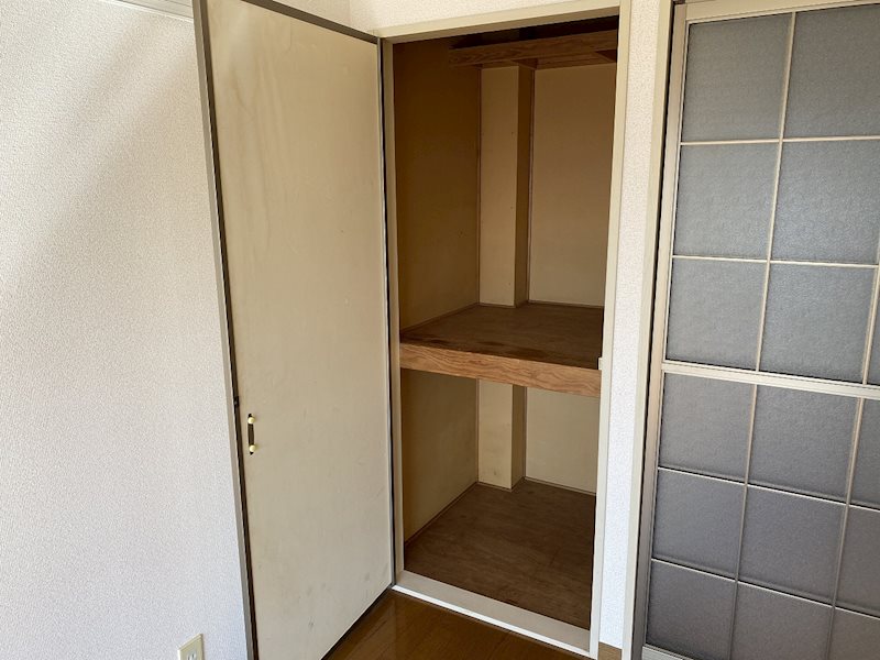長野県上田市古里 収納