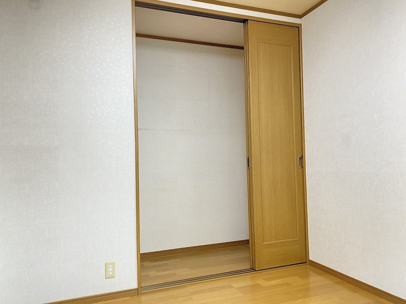 プレメゾン上野５ 収納