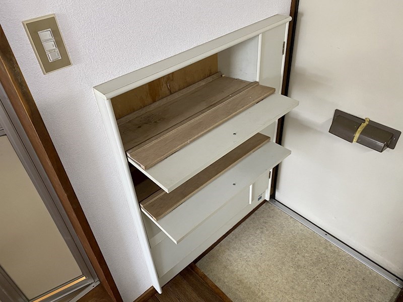 メゾンリッチ 玄関