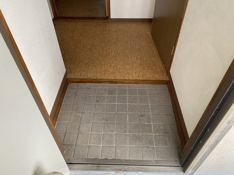 小林マンション 玄関