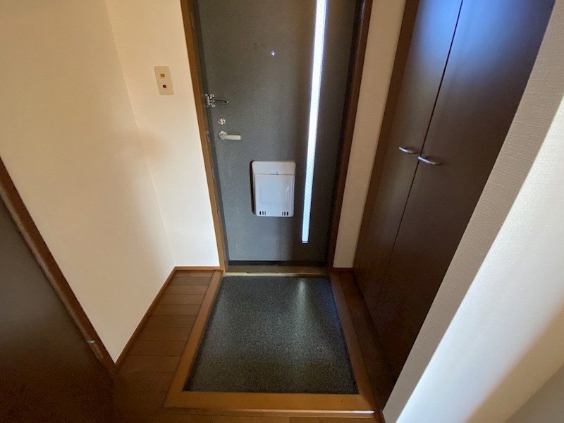 ハイランドハイツ 玄関