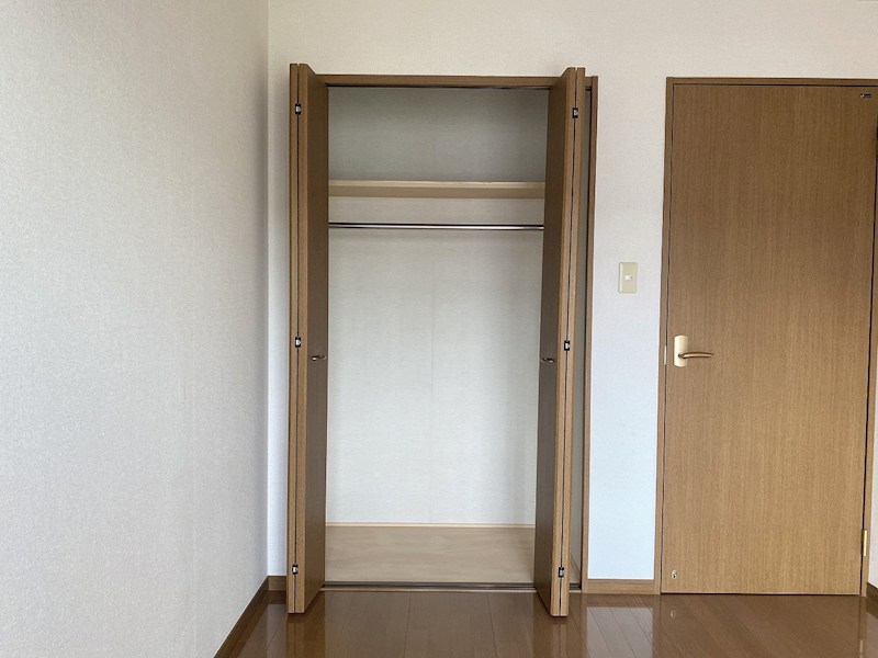 モアグレース16 収納