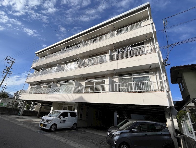 長野県上田市諏訪形 外観