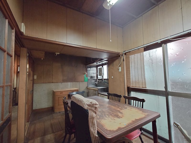 長野県上田市中央東 リビング